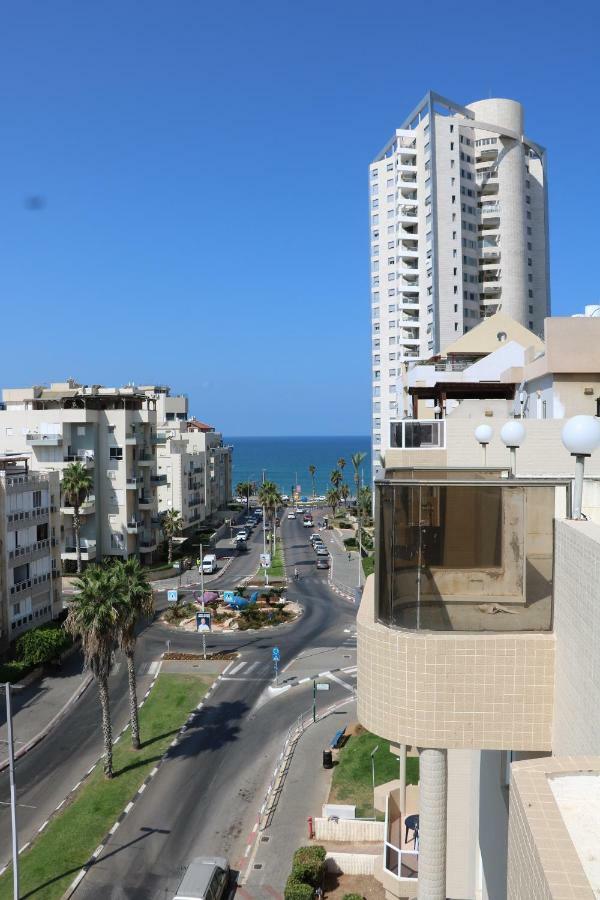 Beutifull View Of Batyam Apartment Bat Yam Exterior photo